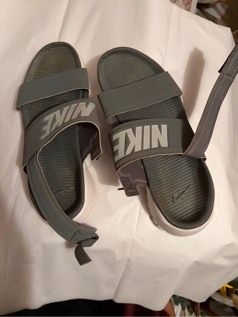 Nike Men’s Dark Gray Strap Slide Sandals